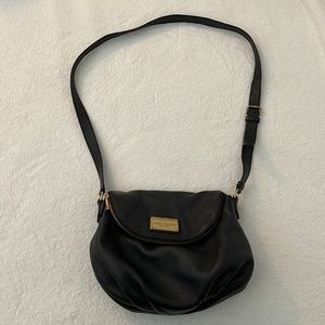 Marc Jacobs Women’s New York Black Leather Crossbody Bag